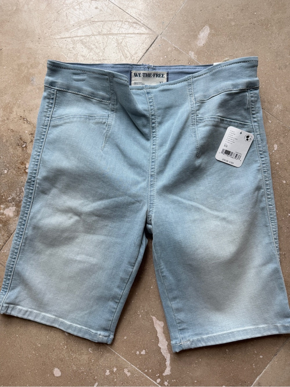NWT Free People Trixie Pull On Light Wash Jean Short